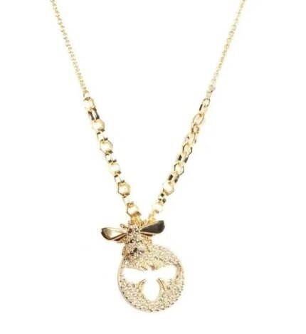 Pendant Necklace in Silver