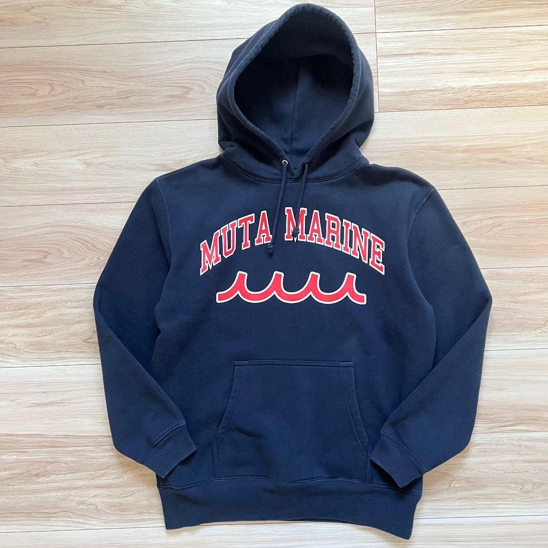 muta MARINE ムータマリン　スウェット　パーカー　裏起毛　メンズ　ロゴ muta MARINE × ACANTHUS ロゴ パーカー | ACANTHUS ONLINE STORE